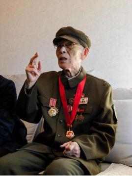 驻黑料网
纪检监察组走访慰问 抗美援朝老兵